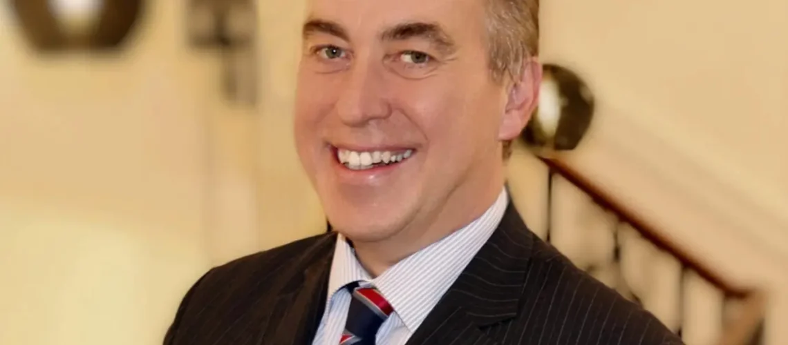 Dr garry savin Consultant at lumen harley street